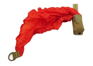 Tornado Airsoft Подсумок опознавательный с красным платком (50 х 50 см) /койот браун