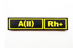 Шеврон "Группа крови А(II) Rh+" /черный с желтым/ размер 130х30 мм       